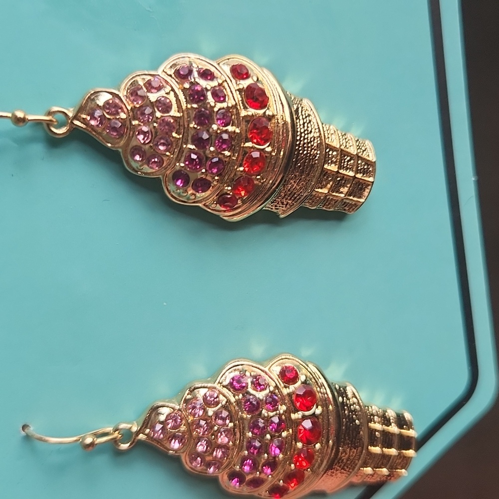 Sweet ice cream cone danglers